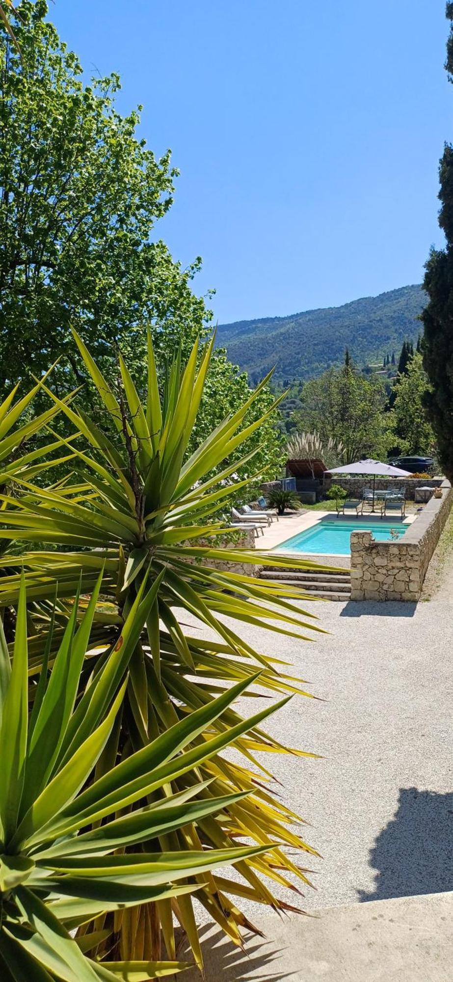 Le Domaine De La Feuilleraie Bed & Breakfast Coaraze Luaran gambar
