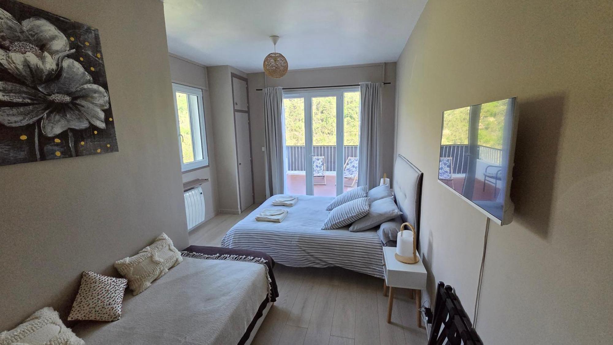 Le Domaine De La Feuilleraie Bed & Breakfast Coaraze Luaran gambar